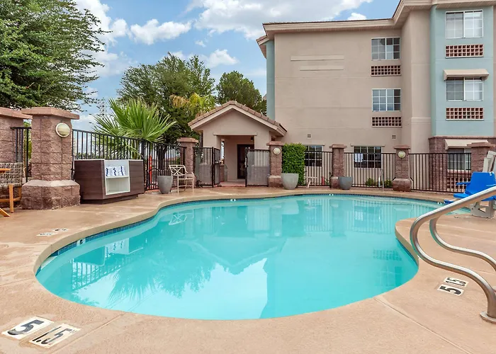 Hotel La Quinta & By Wyndham University, Phoenix